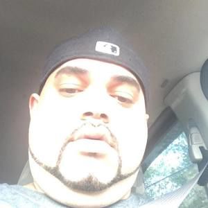 Meet your Posher, Luis